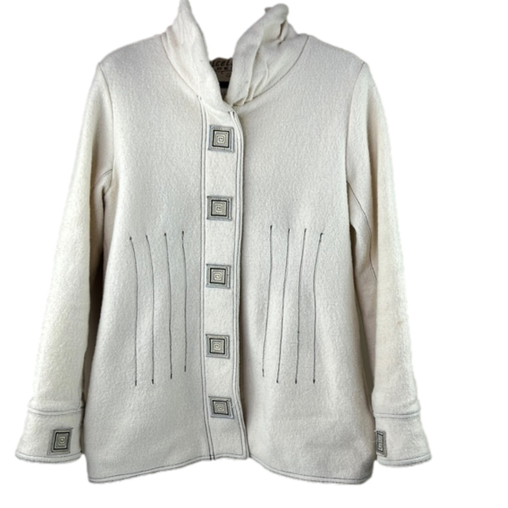 Icelandic Design Cream Sweater Jacket with Snap Closure